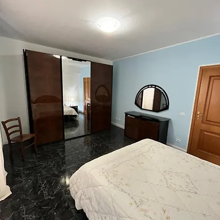 Nonna Viola Palizzi Marina